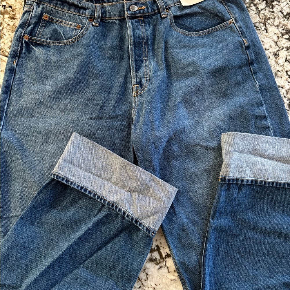 Universal Thread Blue Cuffed Women Jeans